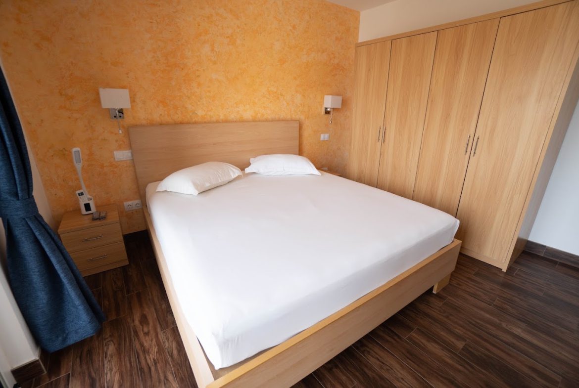 21 room hotel for sale, Mindelo, Sao Vicente island, Cabo Verde #830